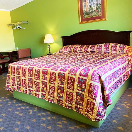 Luxury Inn Midland Exteriér fotografie