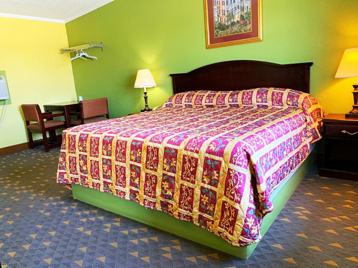 Luxury Inn Midland Exteriér fotografie